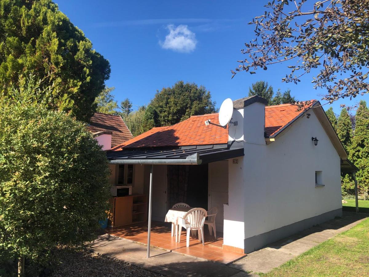 Iker Nyaralo Balatonfenyves Appartement Buitenkant foto